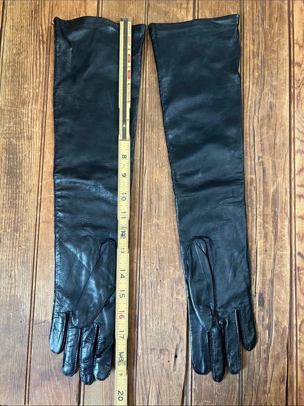 Maison Fabre Women’s Gloves Black Long Leather and silk size 7.5